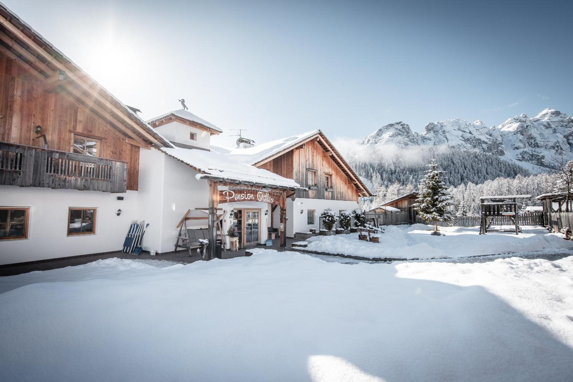 Hotel Pension Odles San Martino in Badia Exterior photo